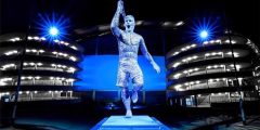 فىديو وصور | لتخليد ذكرى تاريخية.. مانشستر سيتي يُشيد تمثالاً استثنائيًا لـ أجويرو