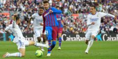 معلق مباراة برشلونة وريال بيتيس في كأس السوبر الأسباني
