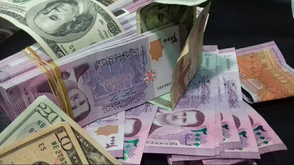 سعر صرف الدولار مقابل الليرة السورية اليوم
